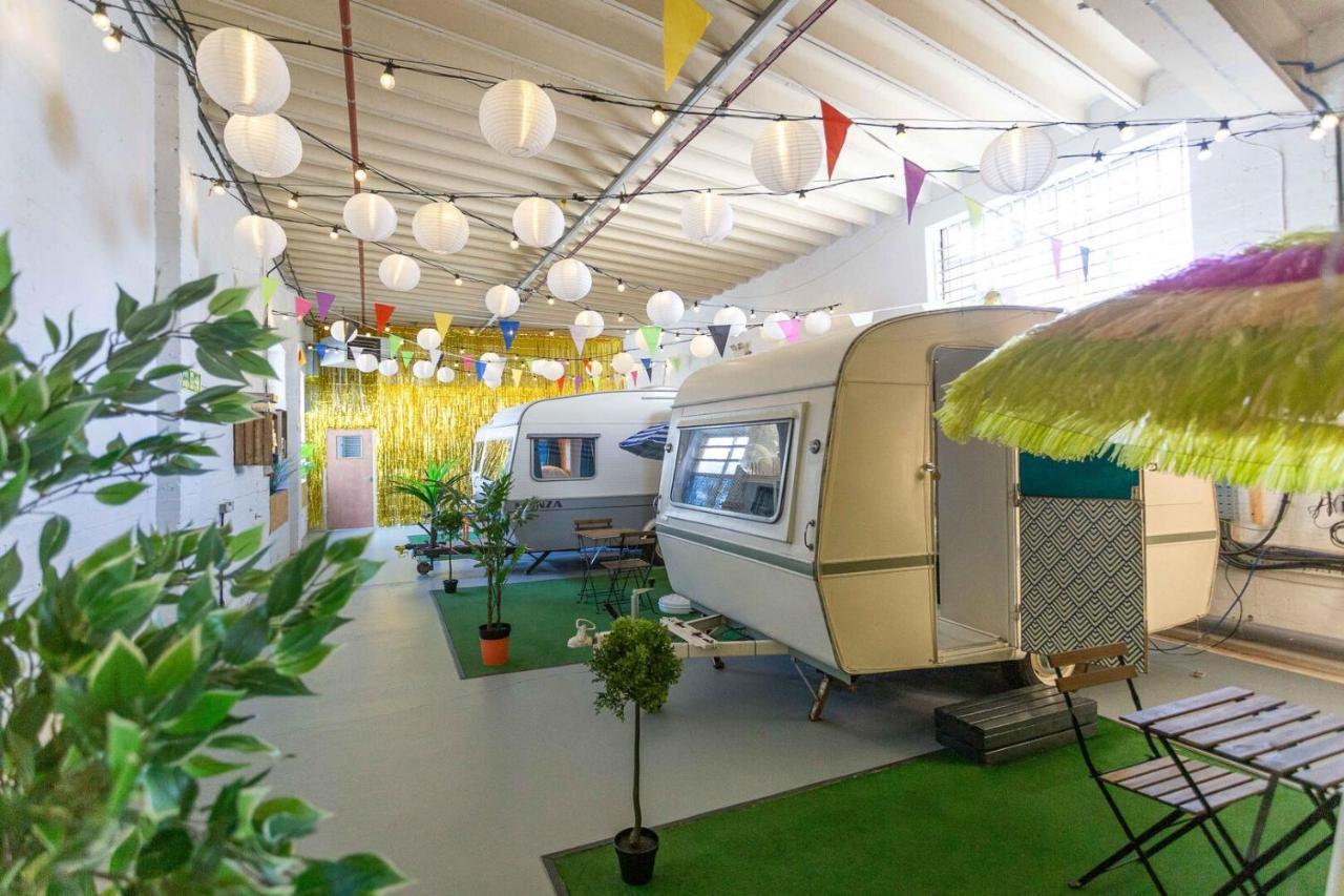 Towed Town Camping Bristol Eksteriør bilde