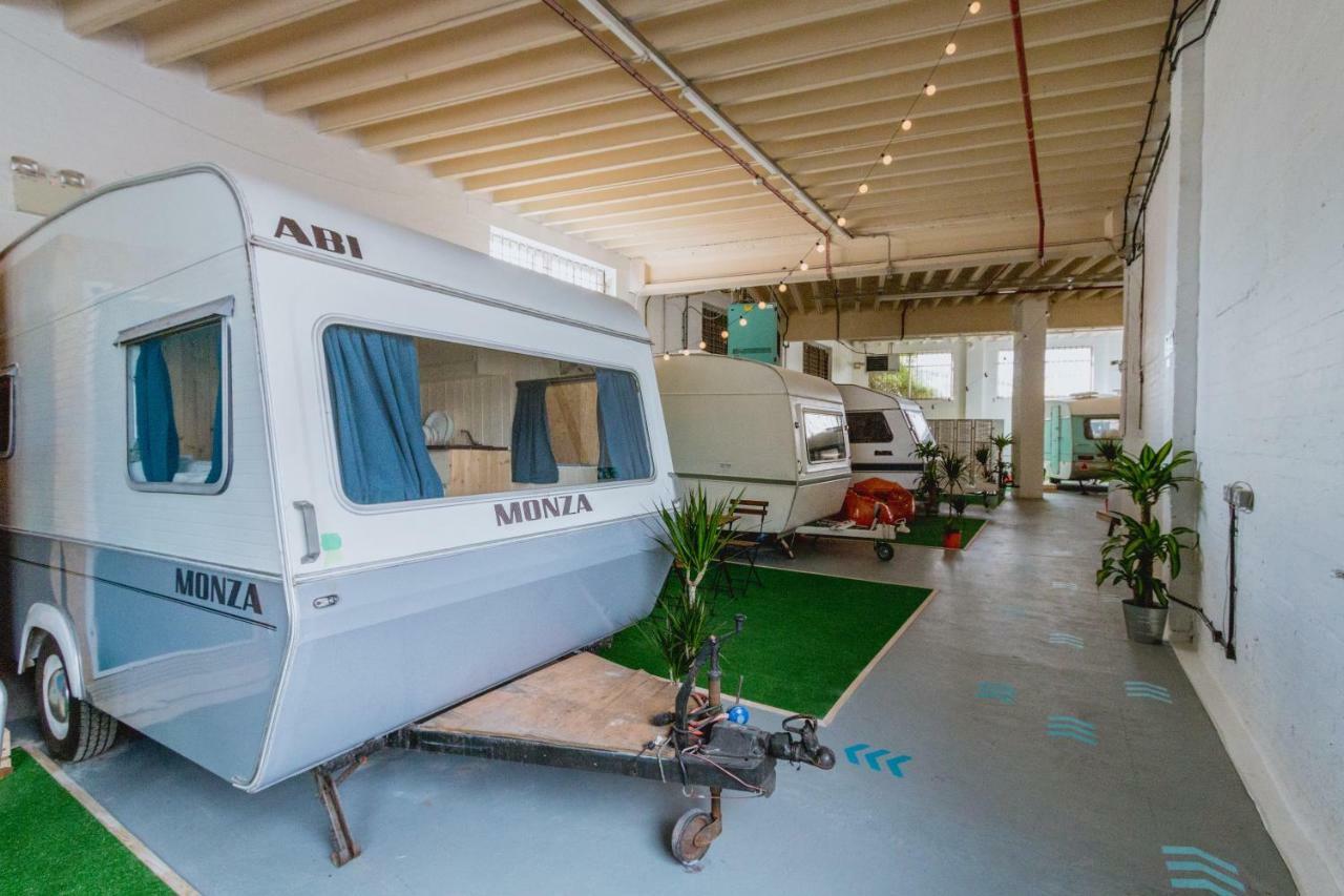 Towed Town Camping Bristol Eksteriør bilde