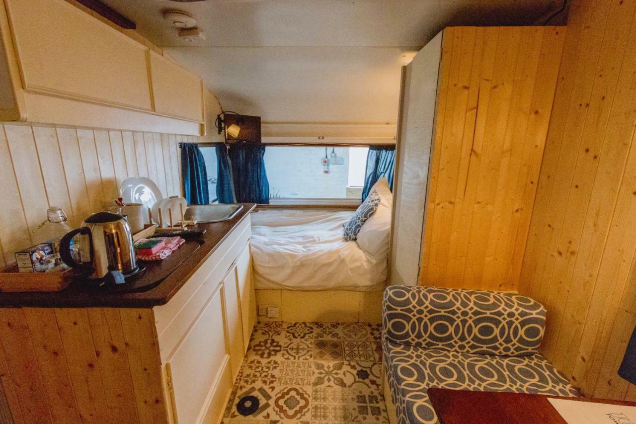 Towed Town Camping Bristol Eksteriør bilde