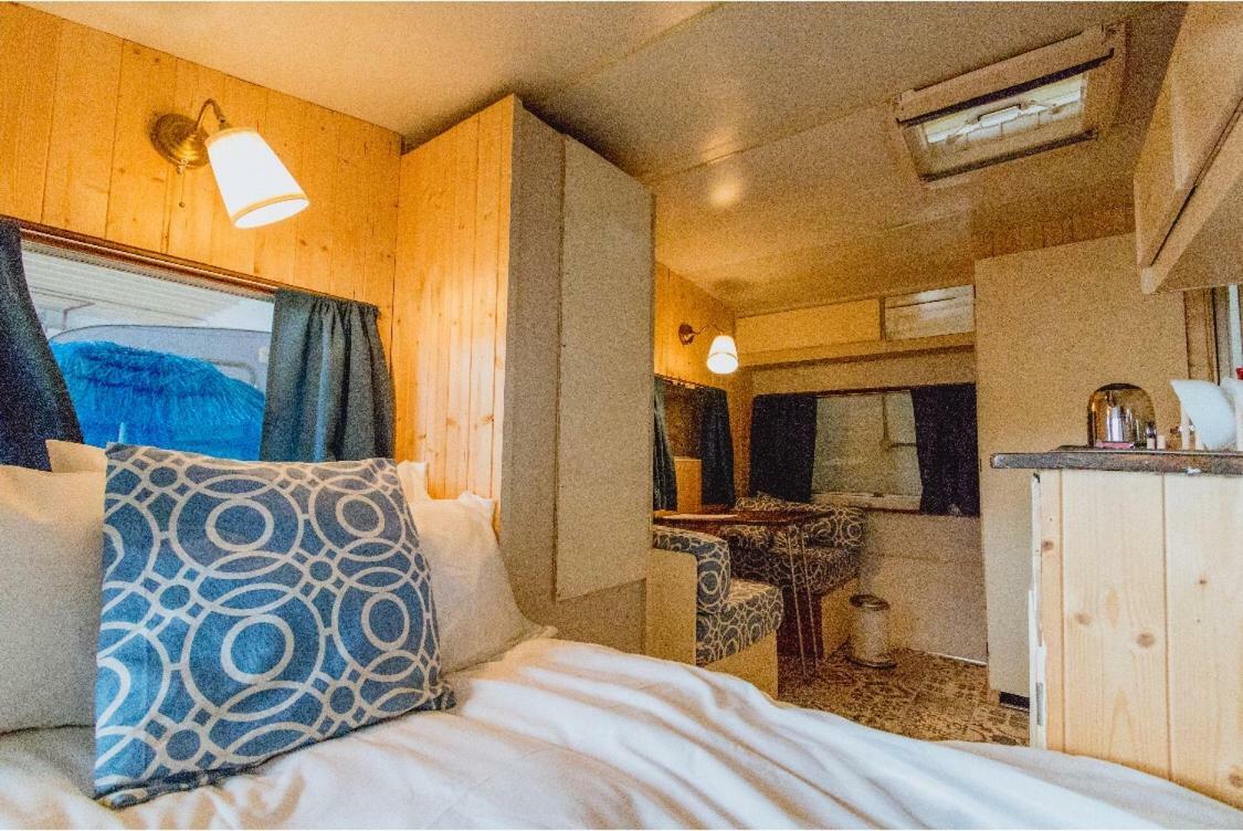 Towed Town Camping Bristol Eksteriør bilde